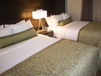 Staybridge By Ihg Hotel 2*