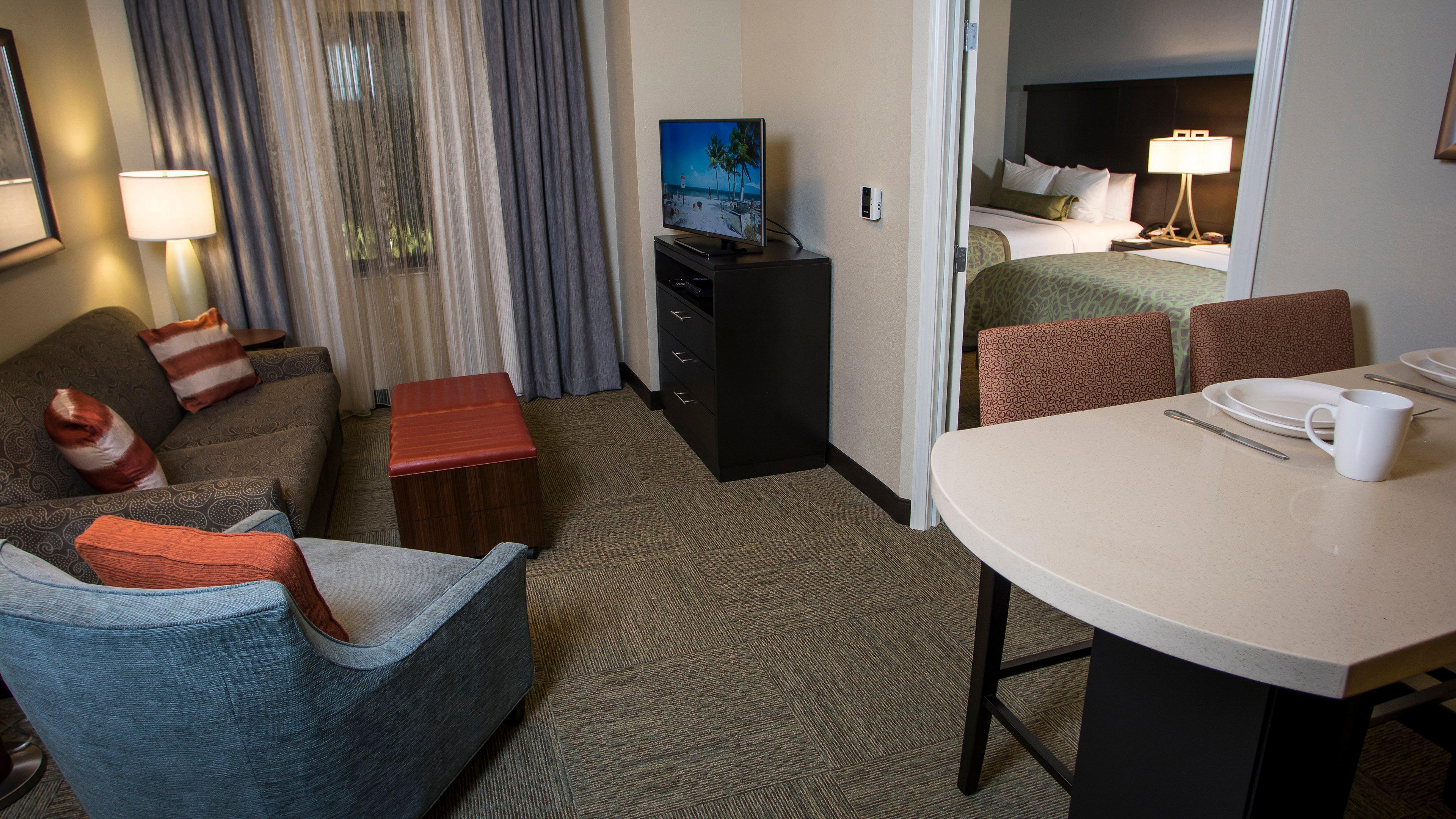 Hotel Staybridge By Ihg 2*