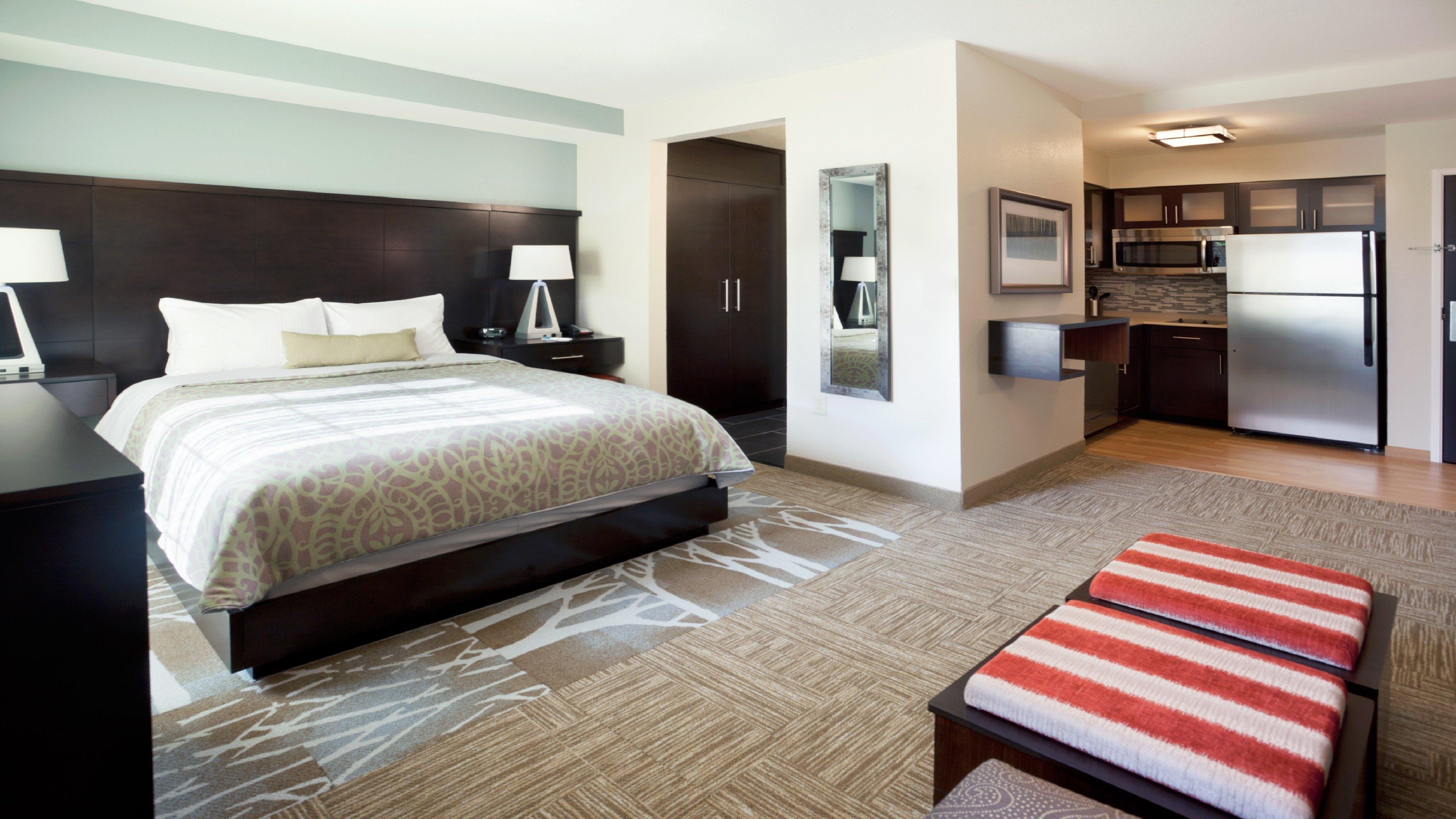 Staybridge By Ihg Hotel