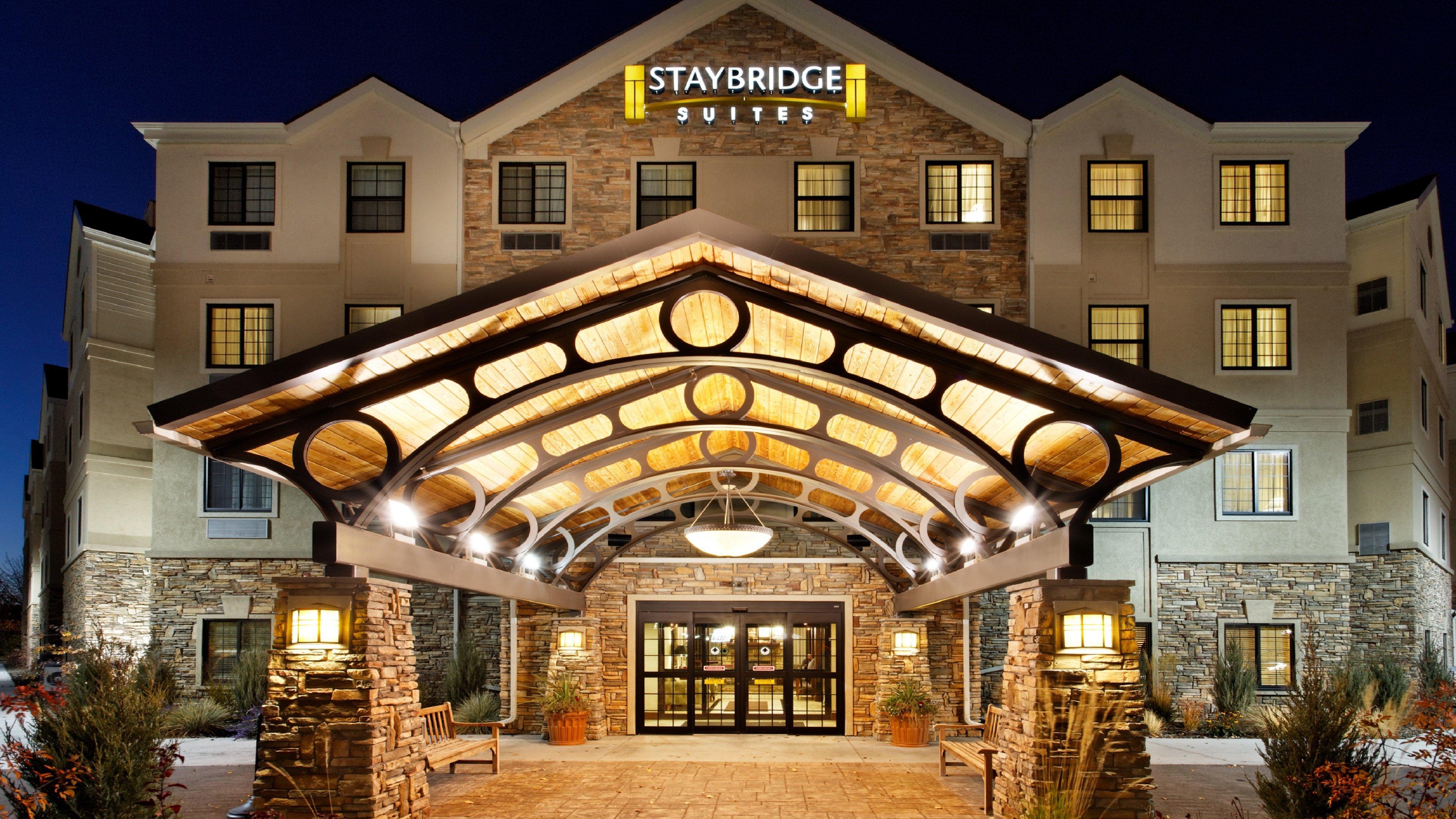 Staybridge By Ihg Hotel 2*